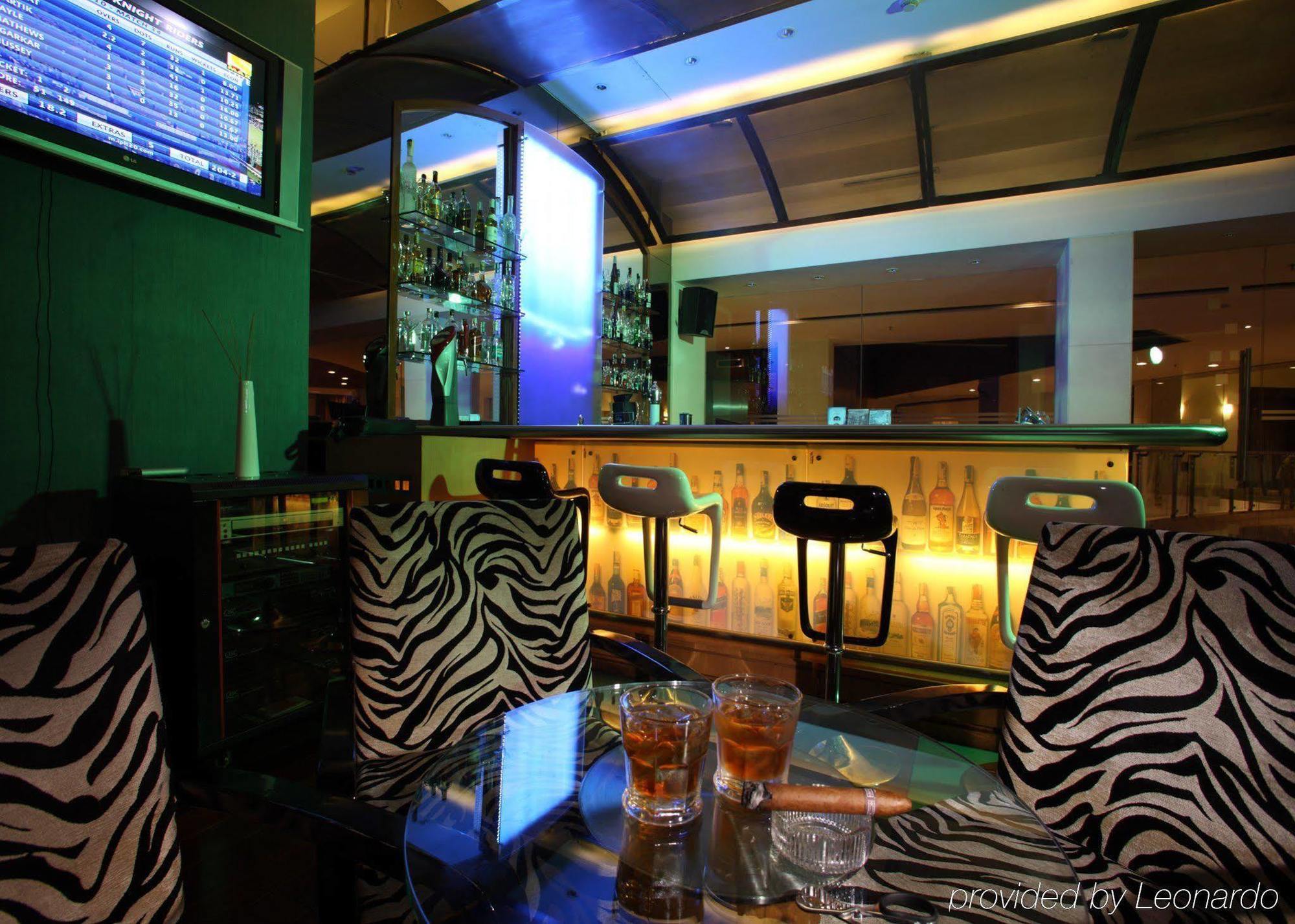 โรงแรมเดอะโกลคอนด้า ไฮเดอราบัด ร้านอาหาร รูปภาพ
